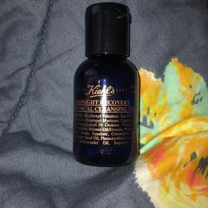 Kiehls Midnight Recovery Botanical Cleansing Oil
